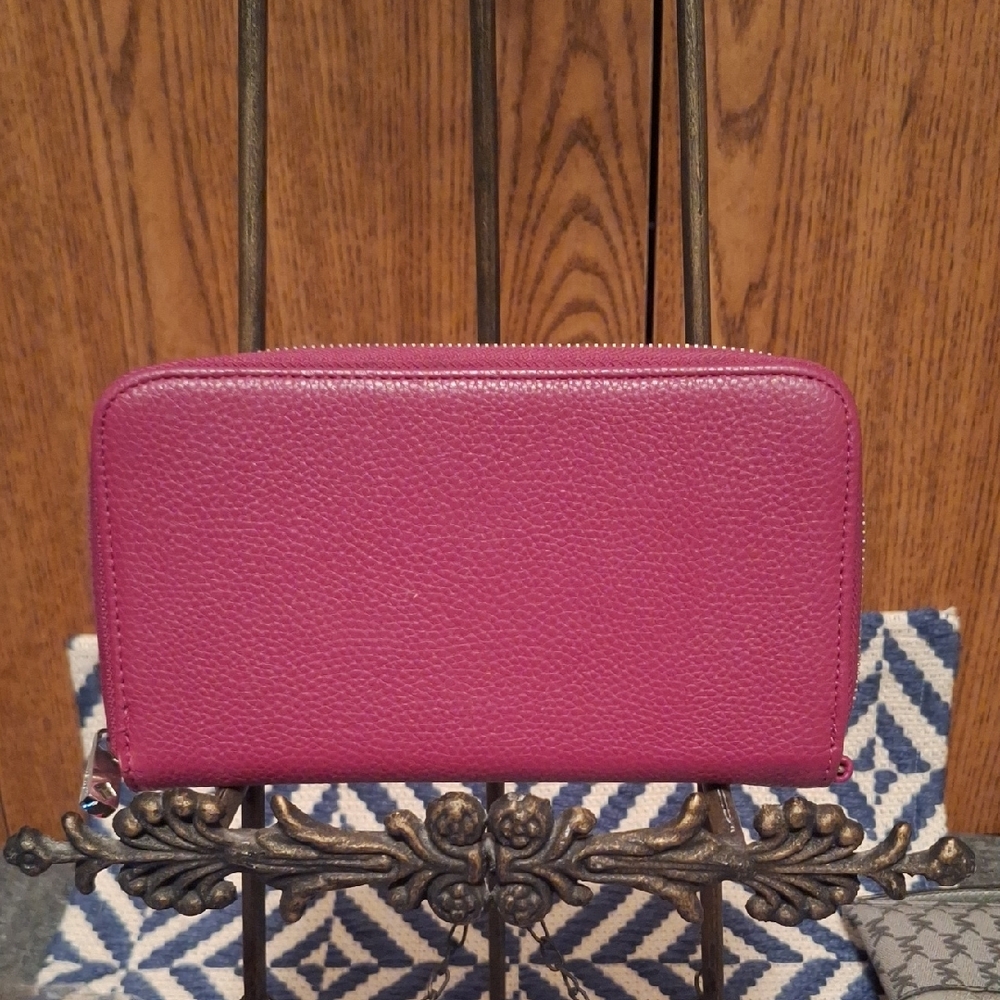 Elegant Pink Leather Wallet